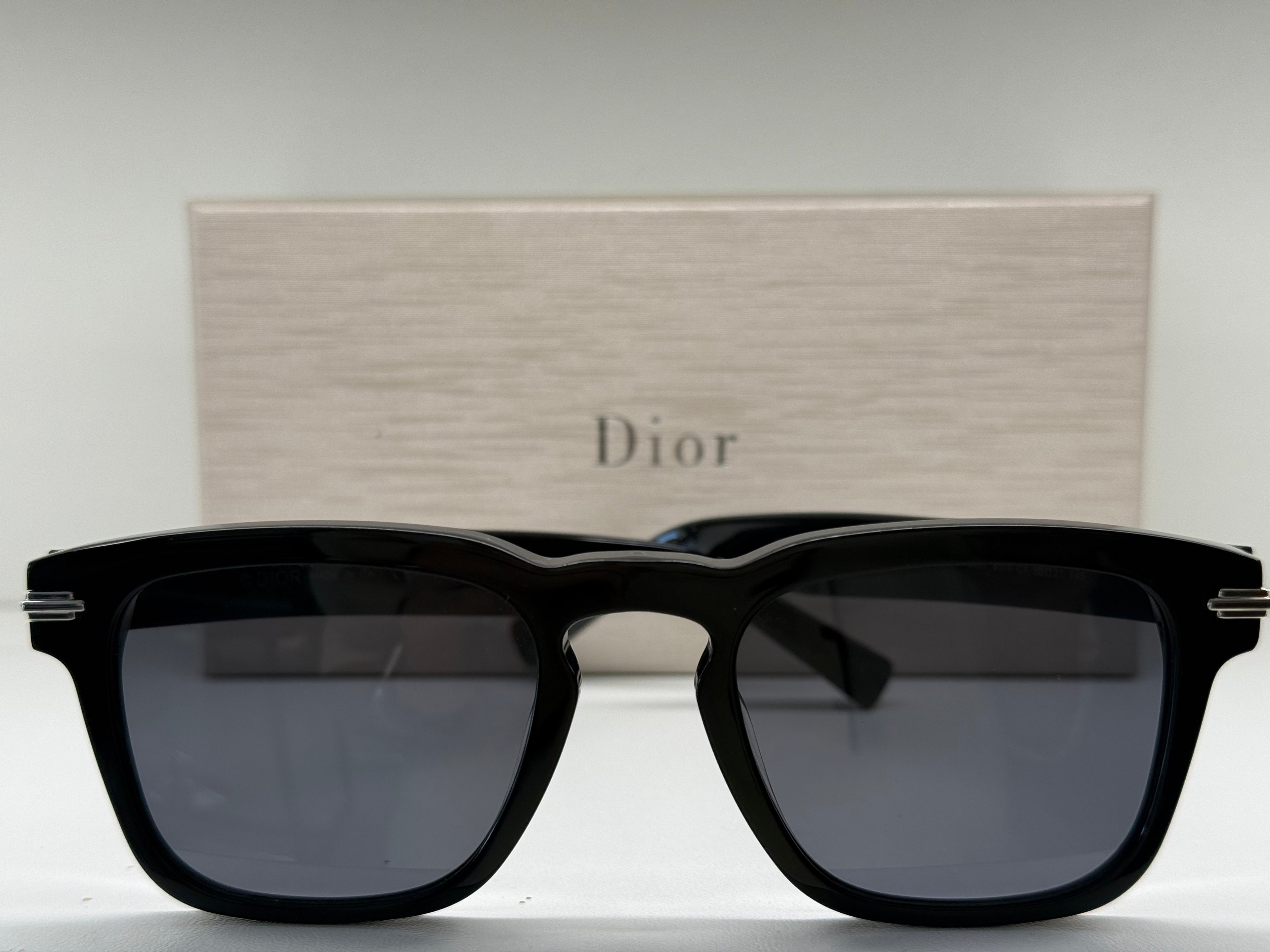 DIOR EYEWEAR SUNGLASS