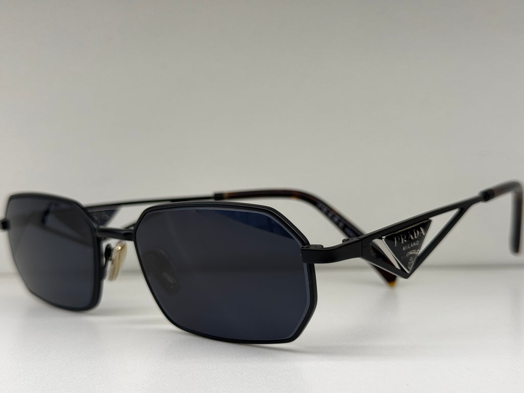 PRADA EYEWEAR SUNGLASS